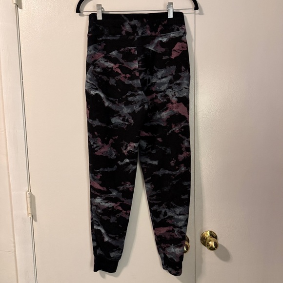 Athleta Balance Printed Joggers Tie Dye Camo Multicolor Women’s Size XS - Picture 7 of 14